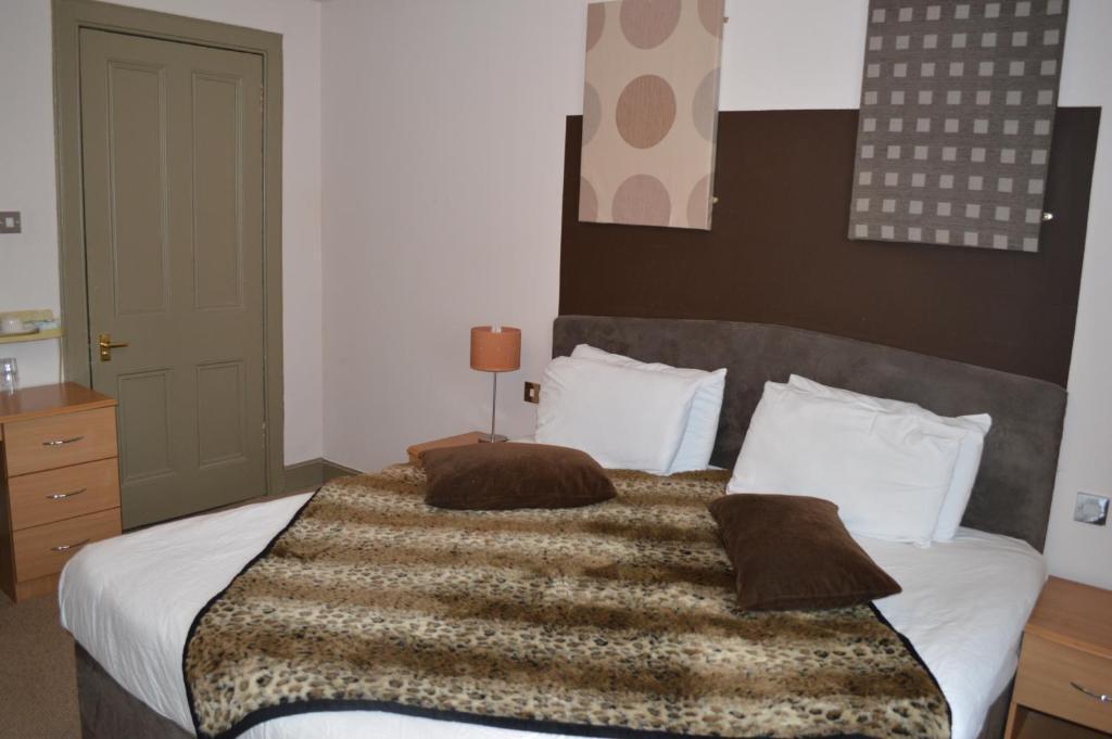 Mw Townhouse Hotel EDI Eksteriør billede