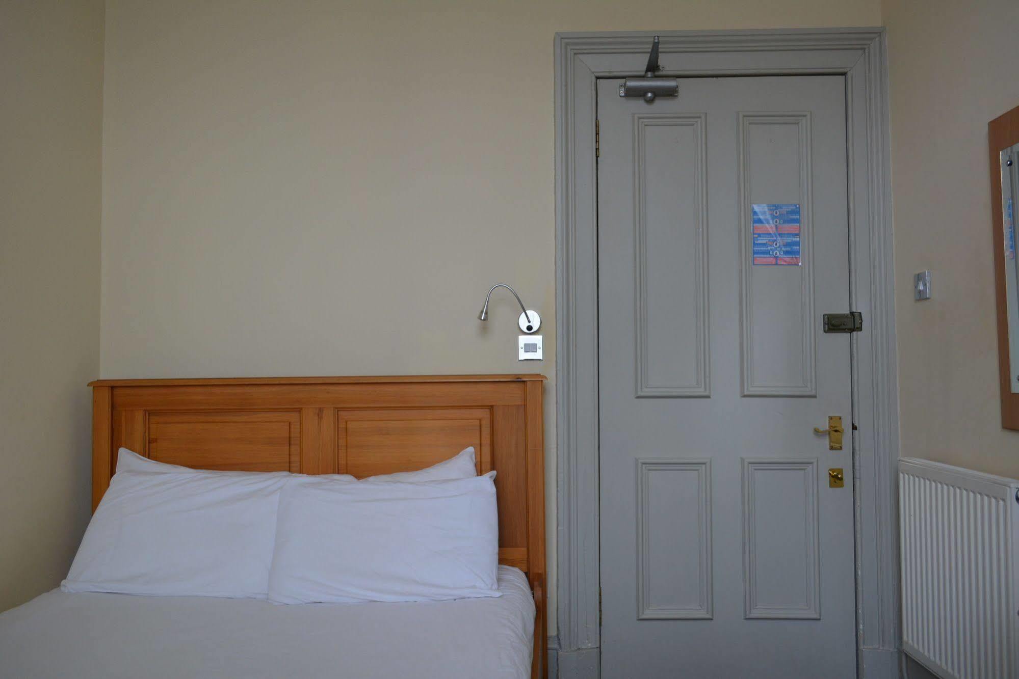 Mw Townhouse Hotel EDI Eksteriør billede